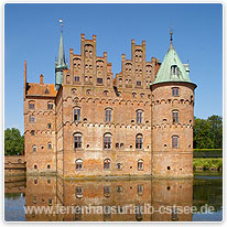 schloss egeskov slot, insel fuenen, daenemark, ostsee