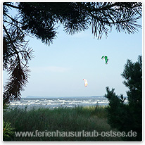 Kitesurfer am Strand strand, ostsee, usedom